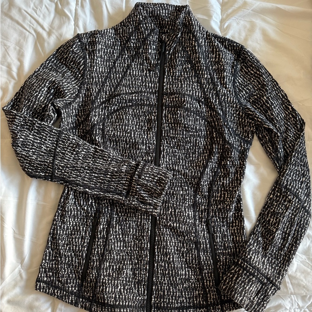 lululemon athletica Black and White Define Jacket